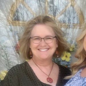 Meet your Posher, Julie